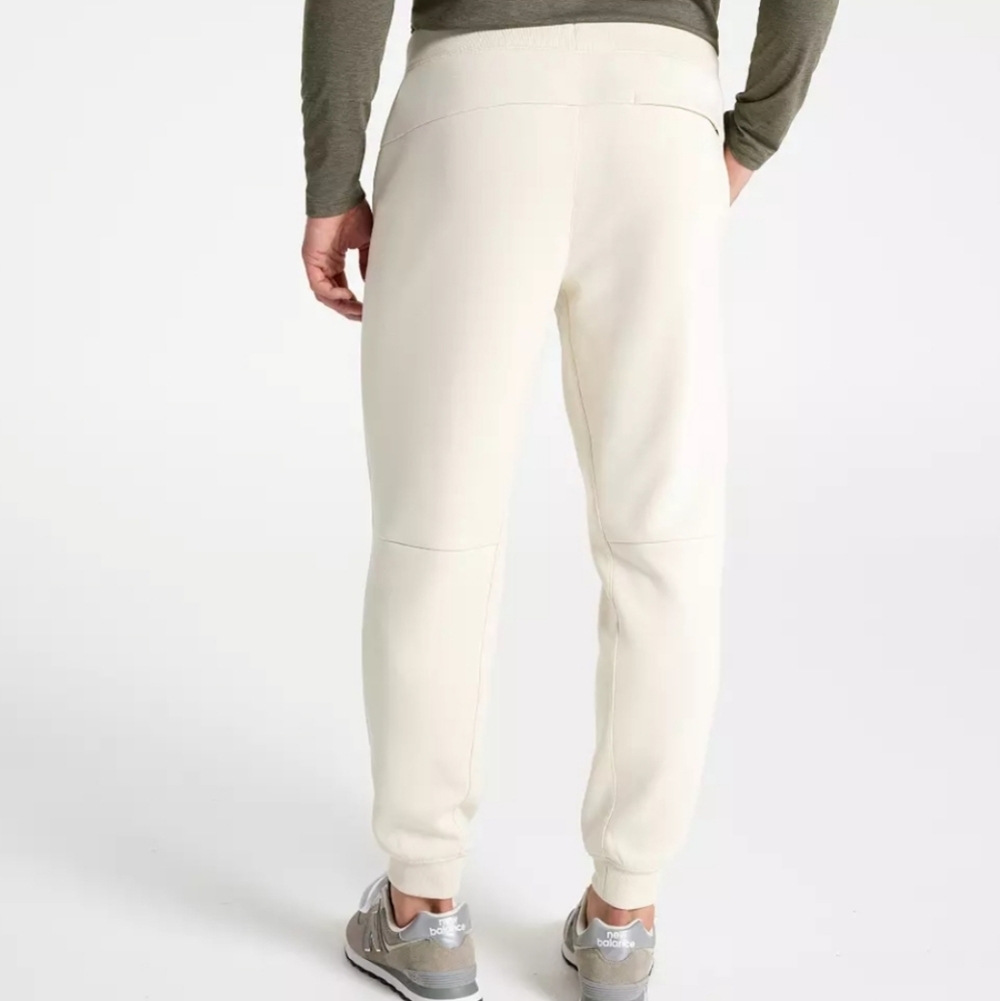 NWT Men's Pants VRST Men's Pinnacle Fleece Jogger Light Sand Slim Fit - Picture 2 of 8